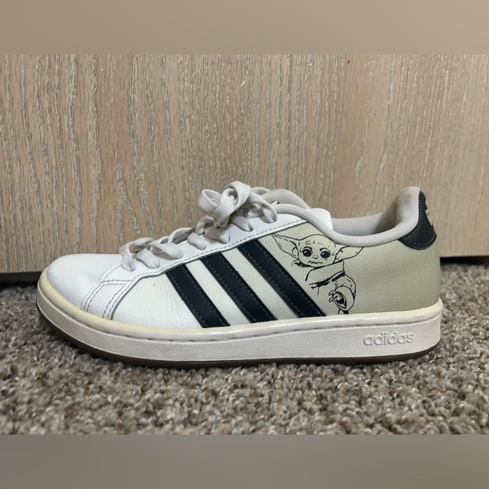 adidas Star Wars x Grand Court Baby Yoda Men's Sneakers White Black Grogu Sz 5.5 - Picture 2 of 12